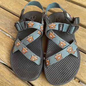 Kids Chaco Smokey Bear Face Size 2 Youth Very Good